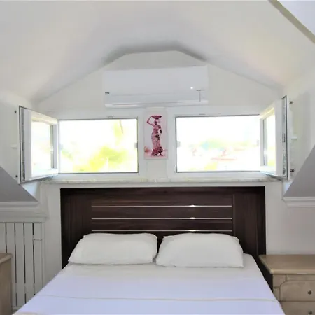 Dalyan - Villa Basaran Sleeps Up To 9 Guests 빌라 *