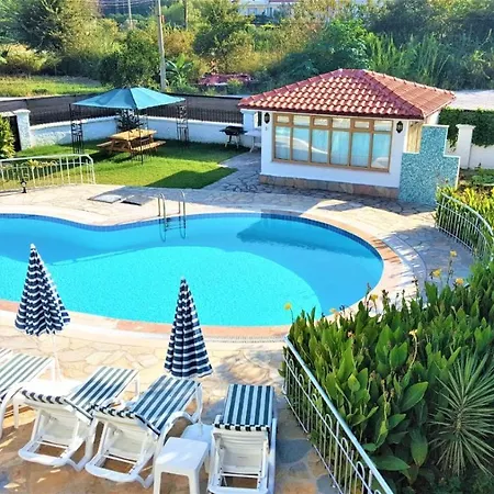 Dalyan - Villa Basaran Sleeps Up To 9 Guests 달리안